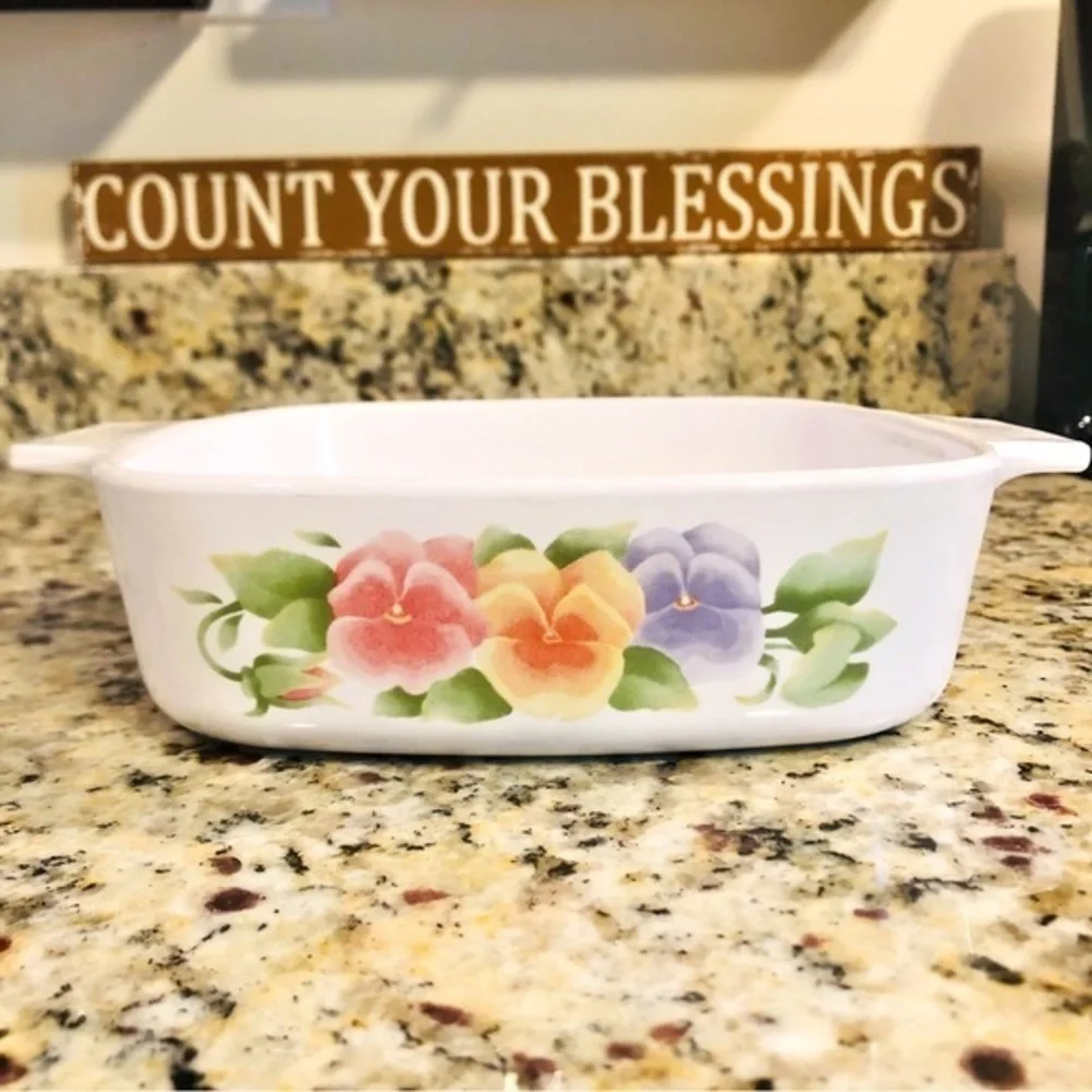 Vintage CorningWare Summer Blush Pansies A-1-B 1 Liter Cookware/Bakeware -NO LID
